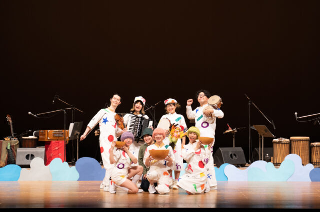 あそび歌出演者集合写真