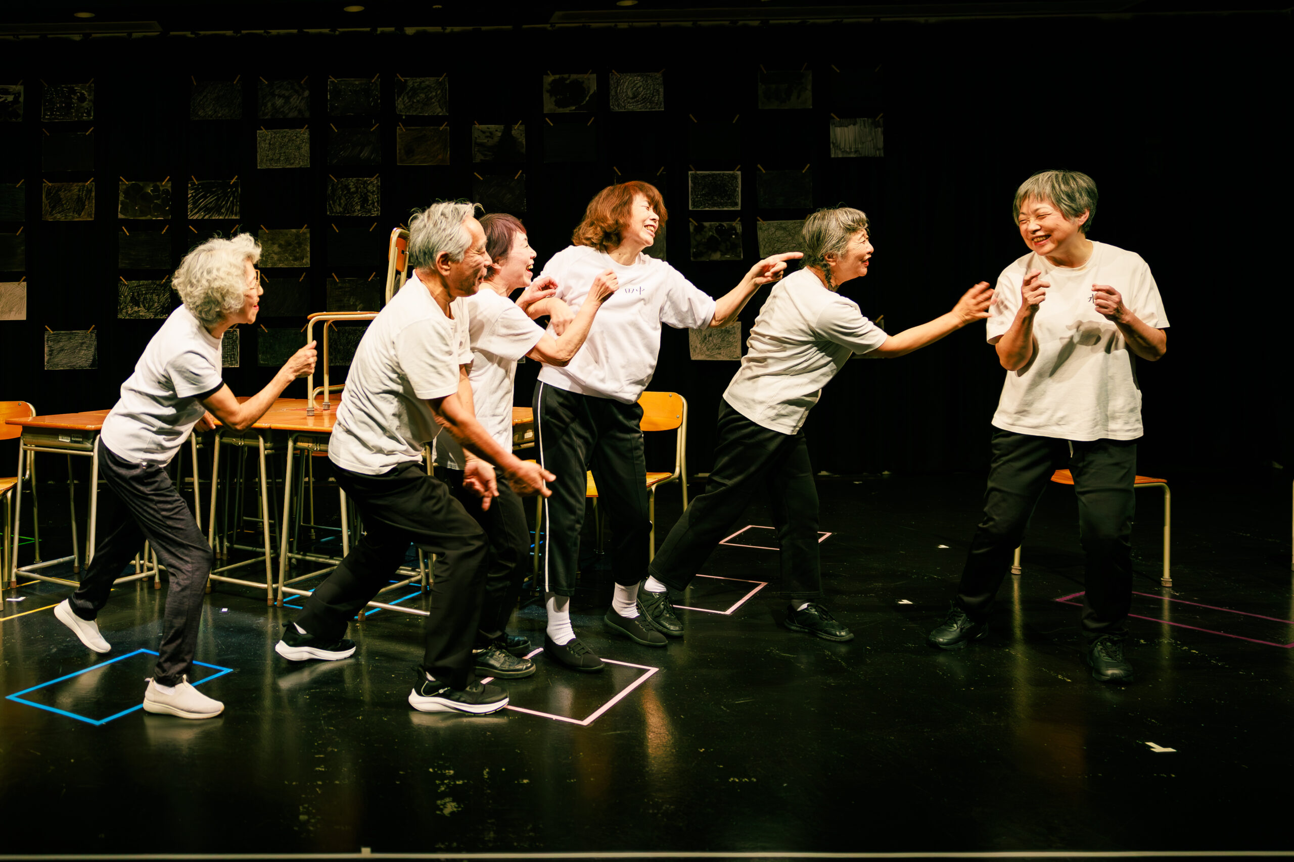 横須賀シニア劇団の活動写真